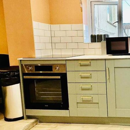 Flash Sale Brighton Train Station 1 Bedroom Flat Bn137Che03 Kültér fotó