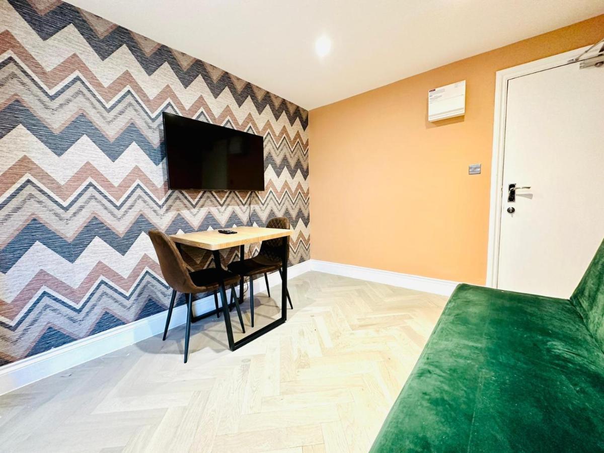 Flash Sale Brighton Train Station 1 Bedroom Flat Bn137Che03 Kültér fotó